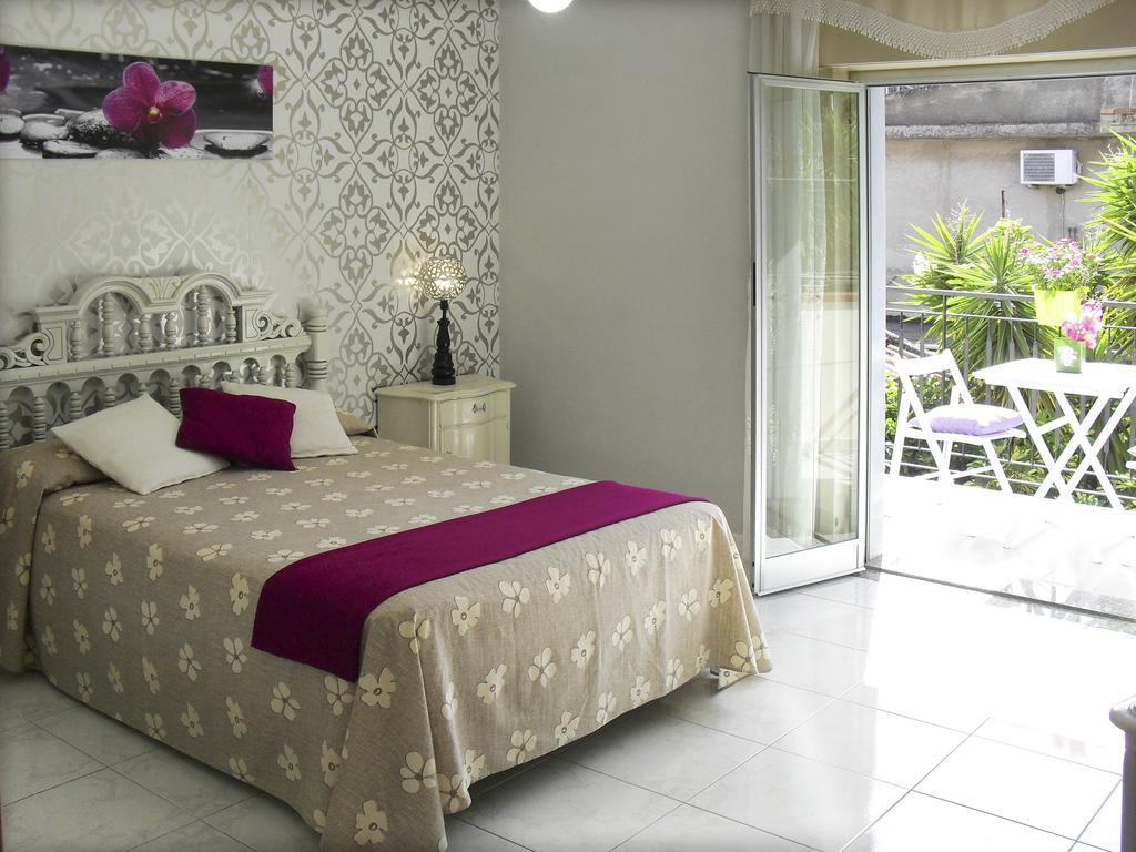 Casa Vacanze Milosa تيرمي فيلياتوري الغرفة الصورة